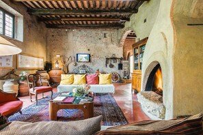 Interior - Luxury, Sustainability and Eco Pool in Forno Apt. (Certaldo)