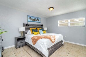 2 chambres, fer et planche à repasser, lit parapluie, Wi-Fi gratuit