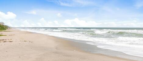 Beach nearby, beach towels