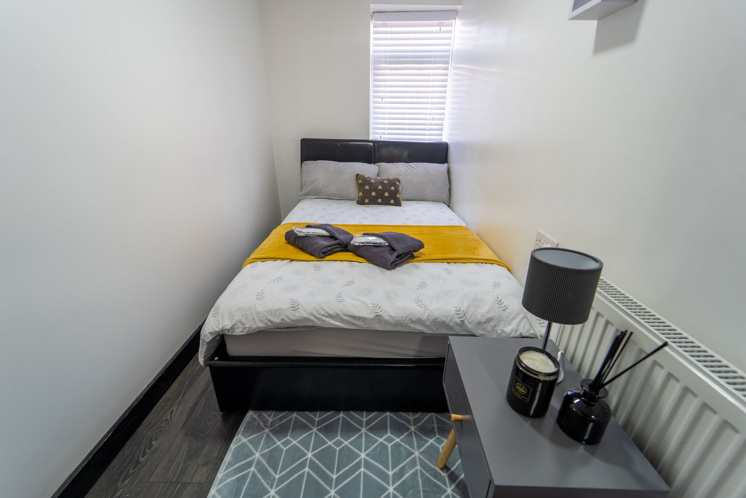 Modern cosy studio available