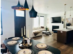 Smart TV, fireplace, books