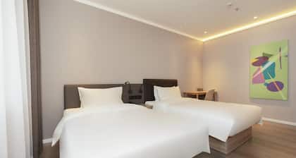 Hanting Premium Hotel Linfen Station Street