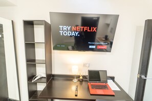 สแตนดาร์ดสตูดิโอ, ห้องน้ำในตัว (Studio 2) | 1 ห้องนอน