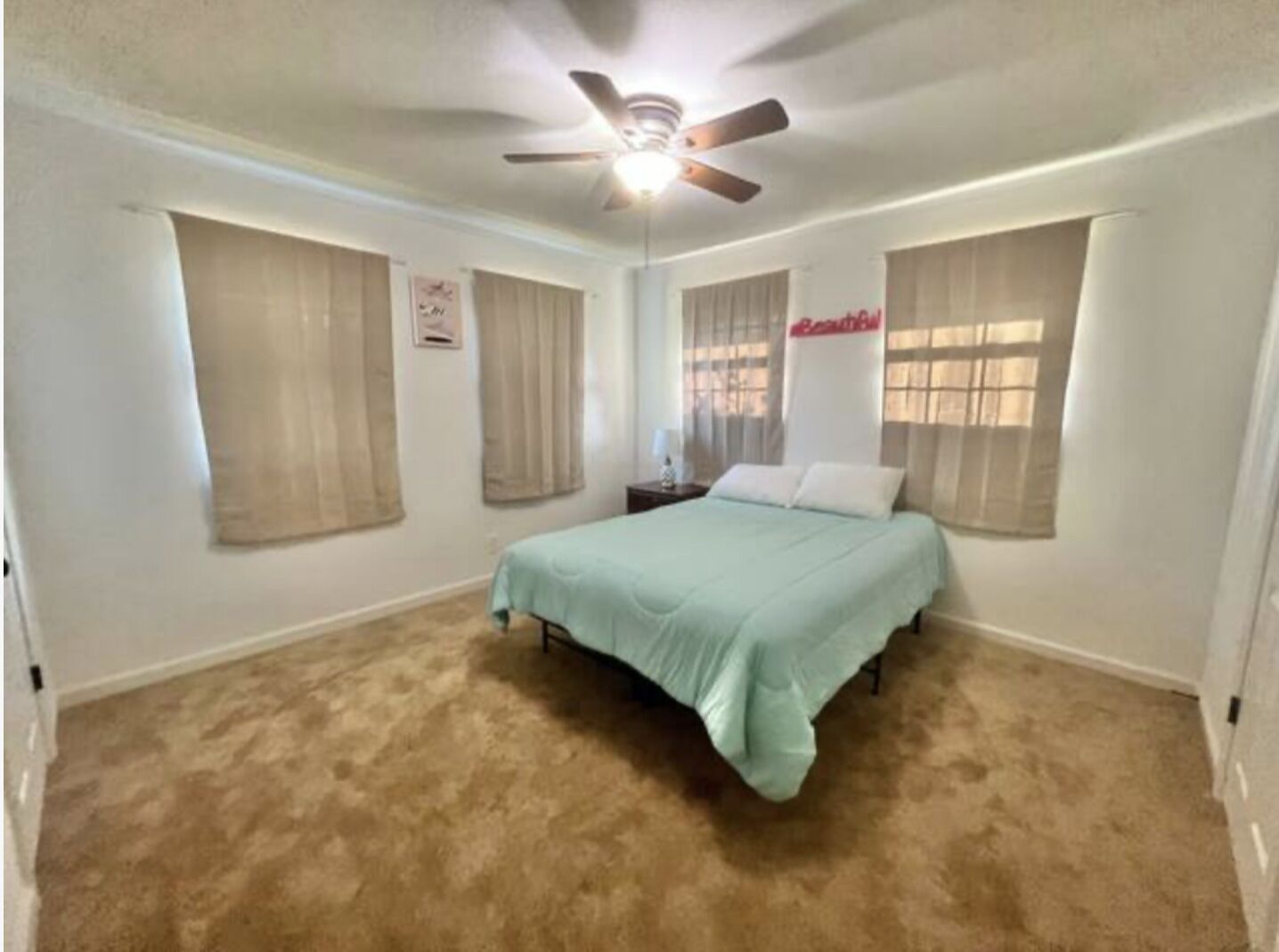 Cheerful 4 bedroom W open concept Fantastic Home near South Padre