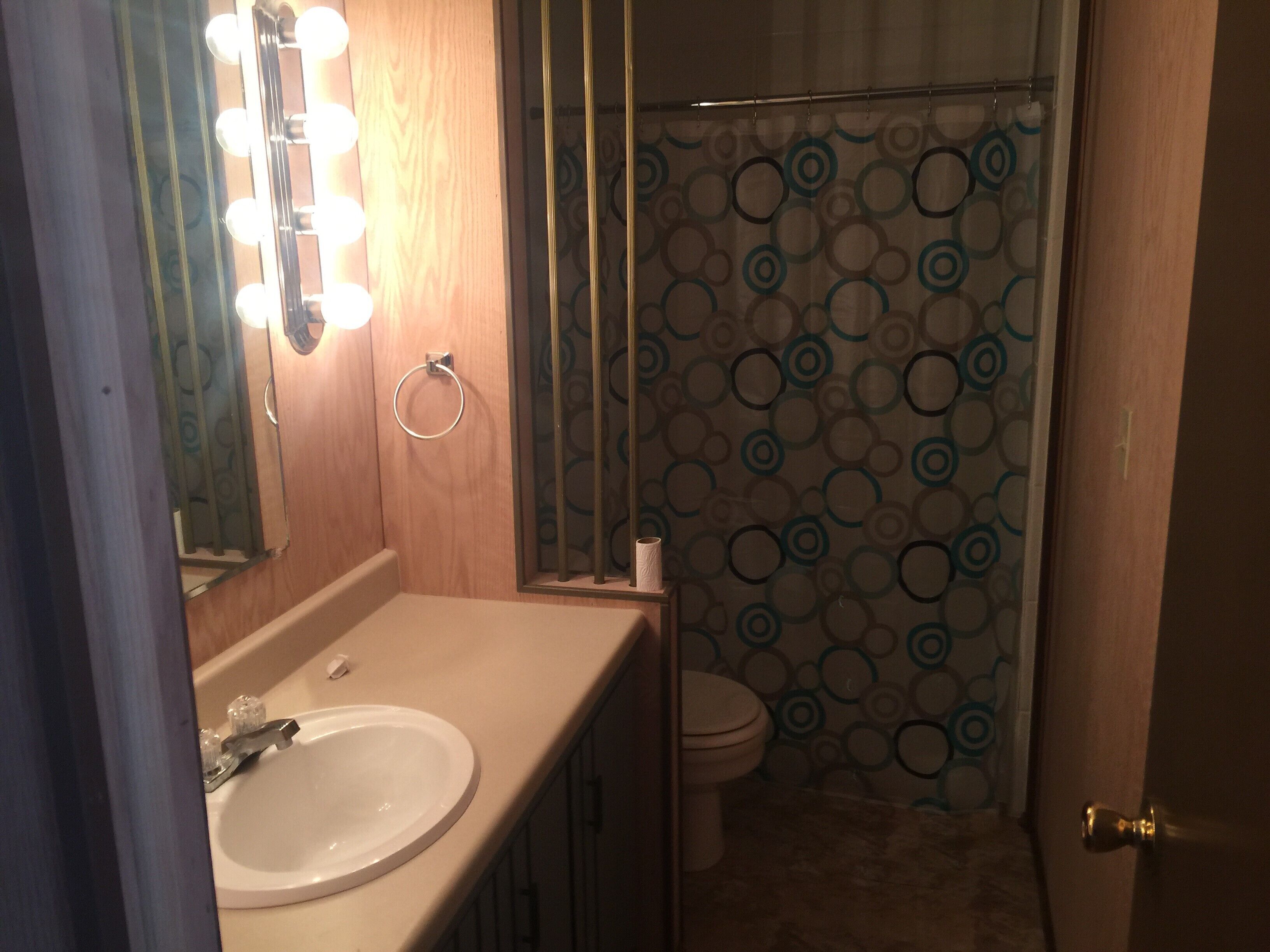 Great Weekend Getaway Close to Lake, Hunters Welcome