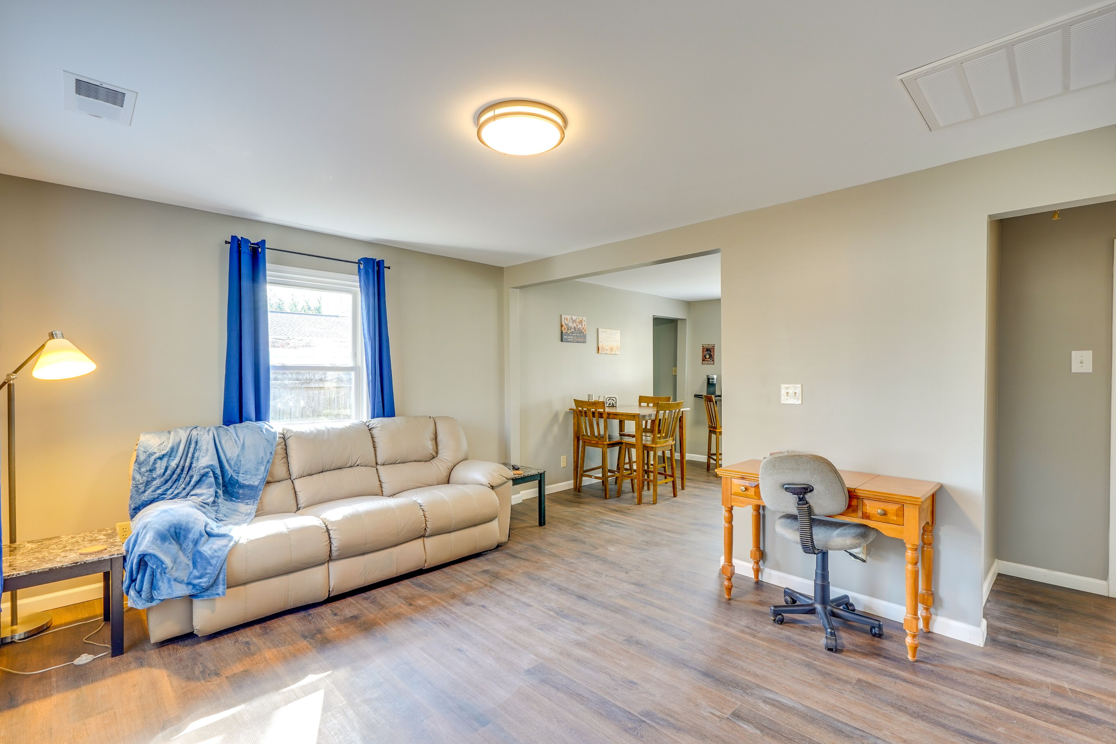 Quaint Greensboro Vacation Rental w/ Yard