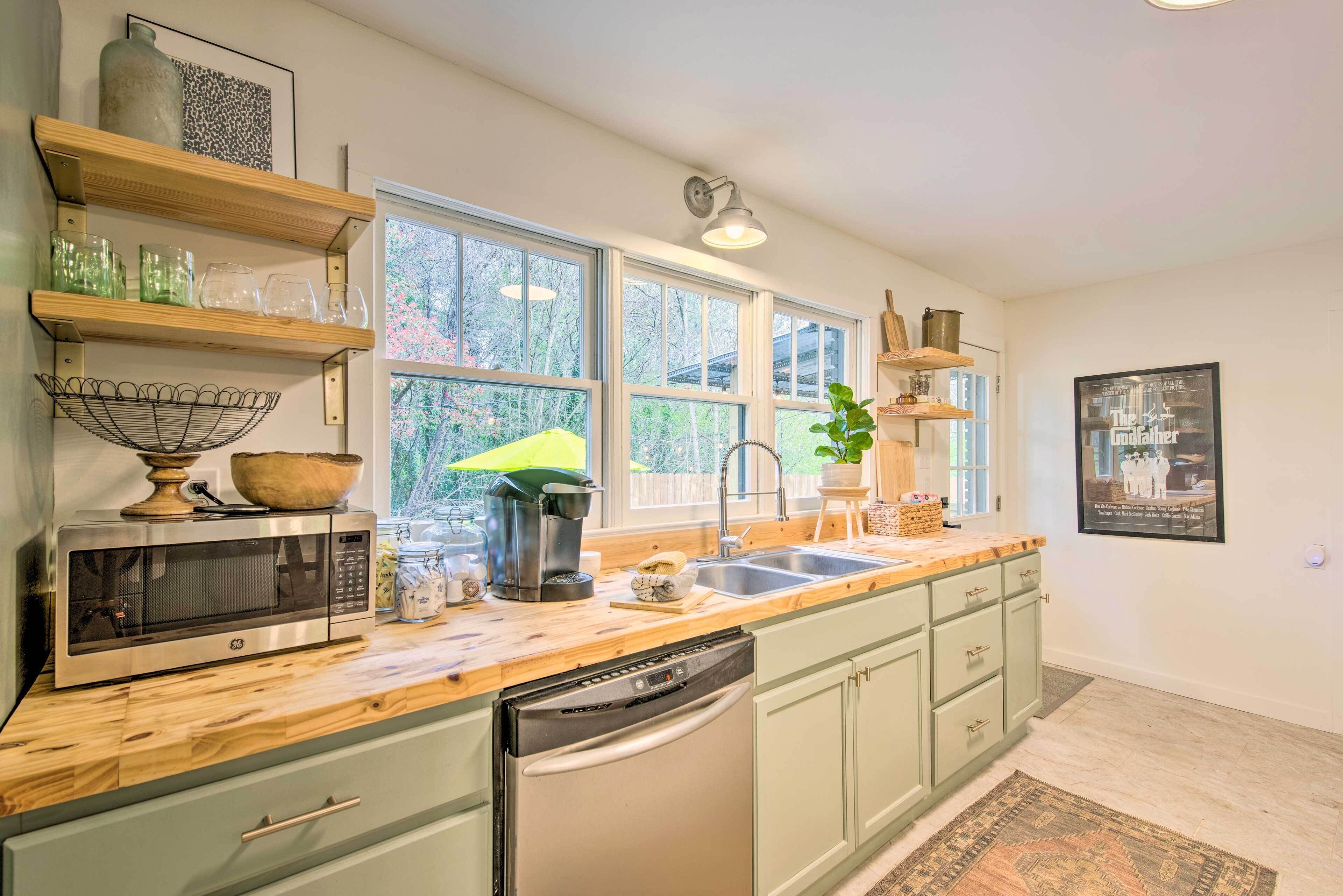 Cartersville Vacation Rental on 1.5 Acres!