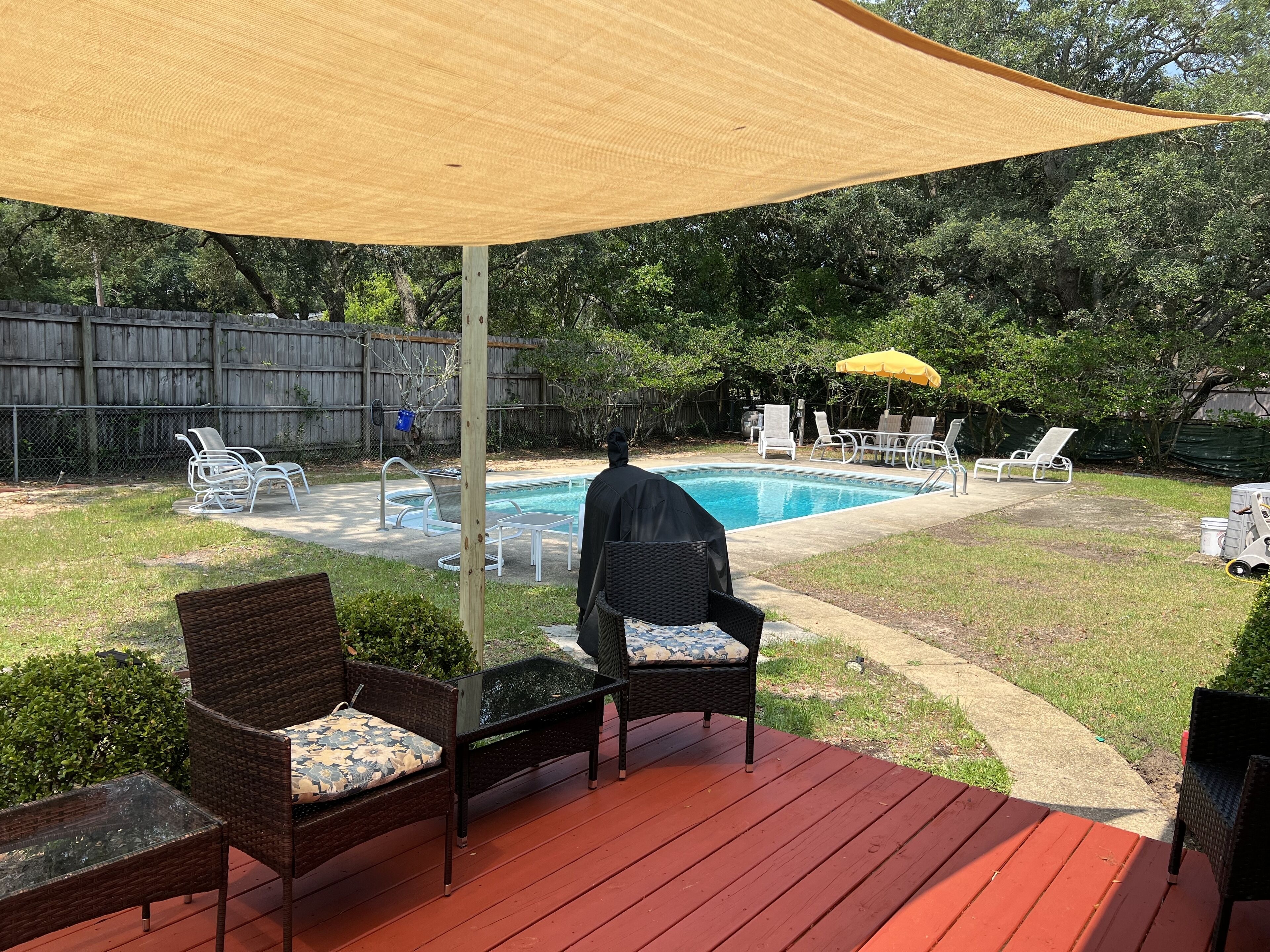 Your own private Pool! Newly Remodeled House with a separate Pool House Suite!