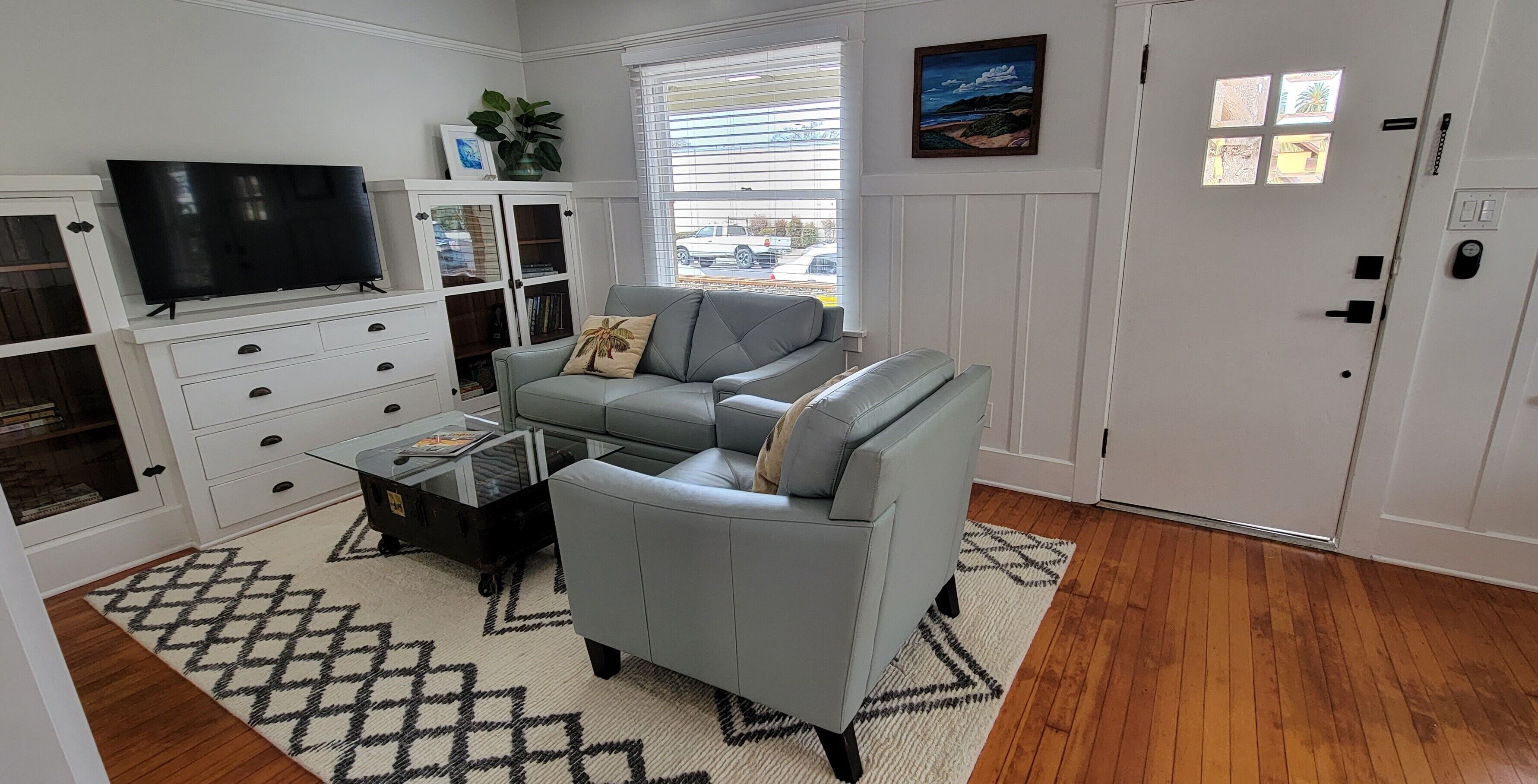 Coastal Ventura Charmer