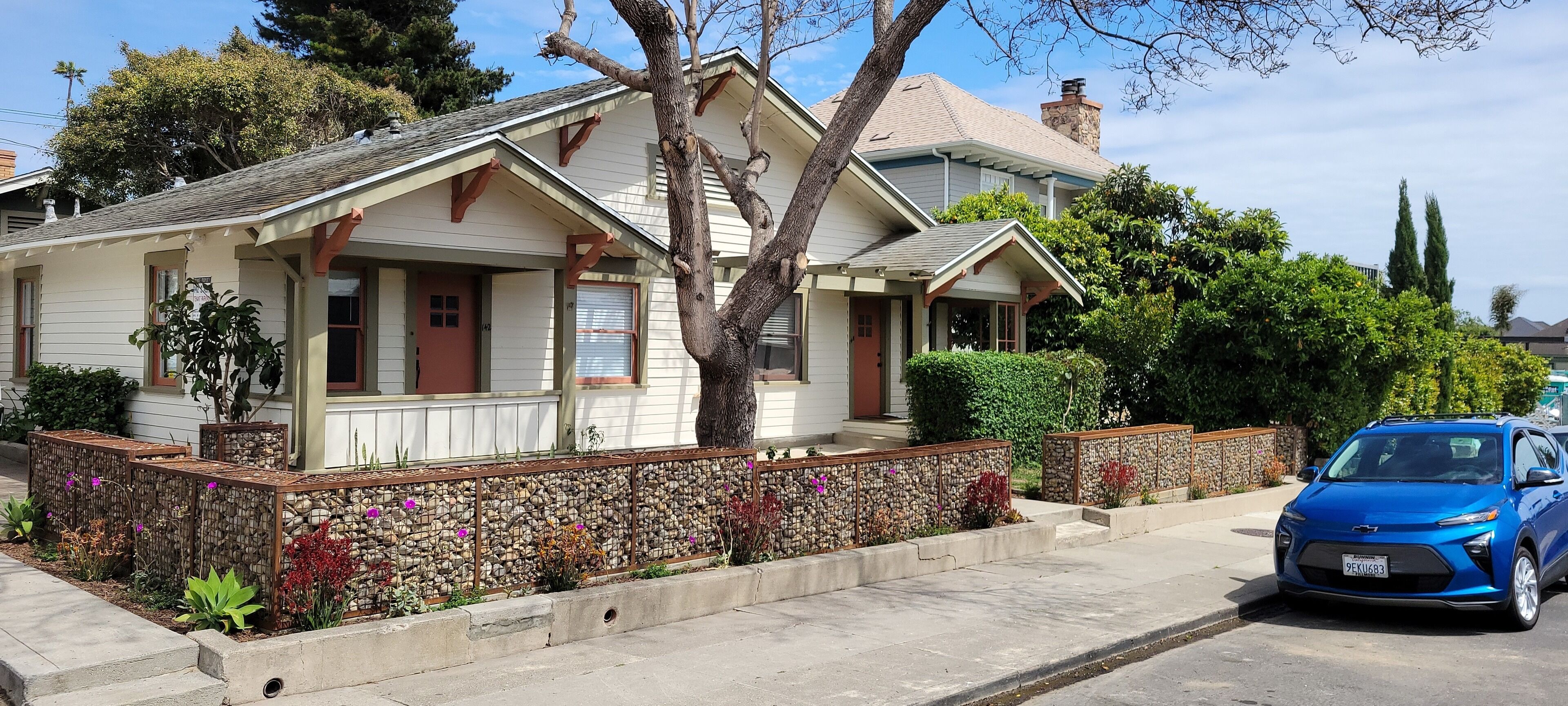 Coastal Ventura Charmer