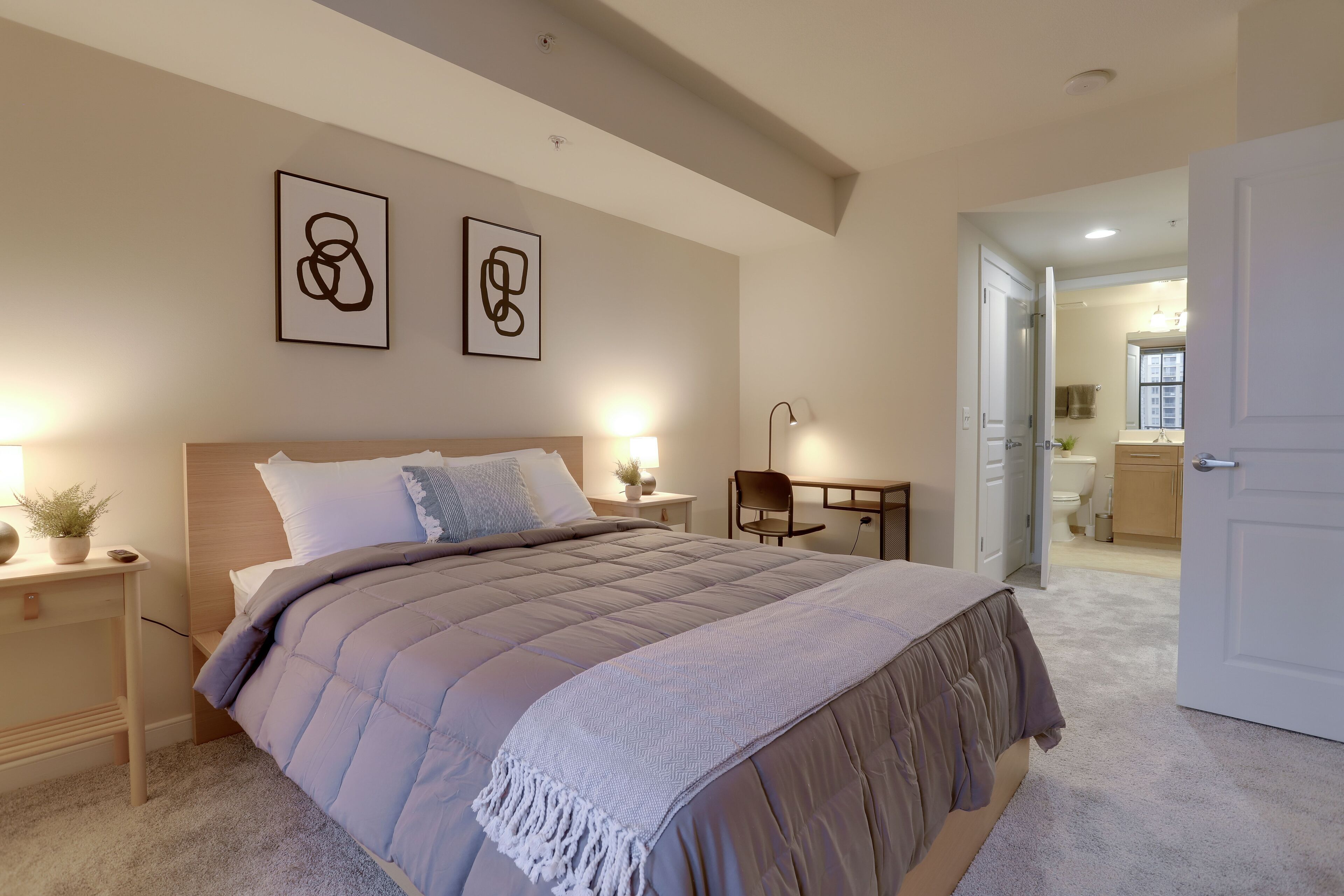 Fantastic Condo at Pentagon City