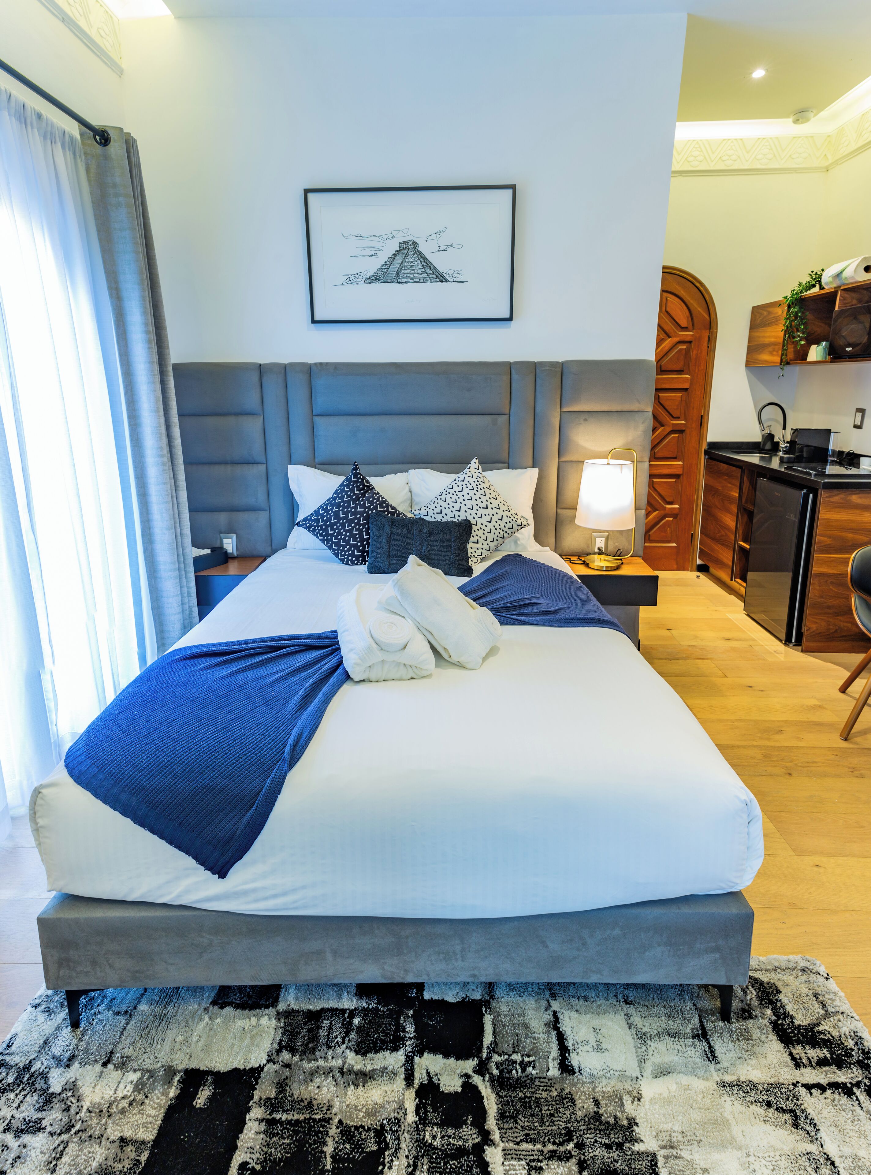 客房內保險箱、筆電工作空間、熨斗/熨衣板、免費無線上網