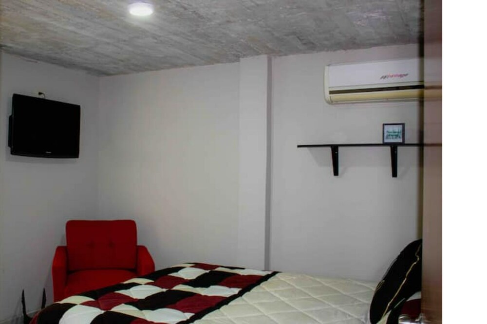 Los Flores Comfort Hills