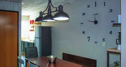 Los Flores Comfort Hills