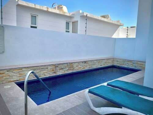 Los Flores Comfort Altezza