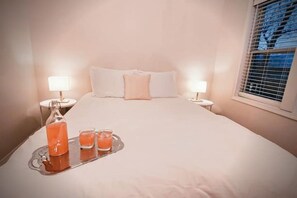6 bedrooms, desk, free WiFi, bed sheets