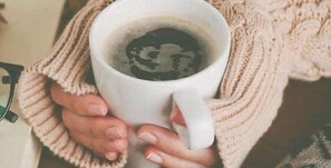 Unclassified image, 3 of 100, button