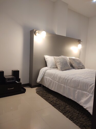 Casa Almendro Aparthotel