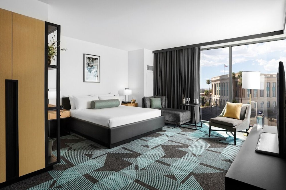 Relaxation Meets Comfort! Free Parking, Pets Allowed, Pool