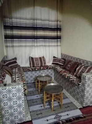 Interior - Dar Naftah, la belleza del sur de Túnez, una perla (Nefta)