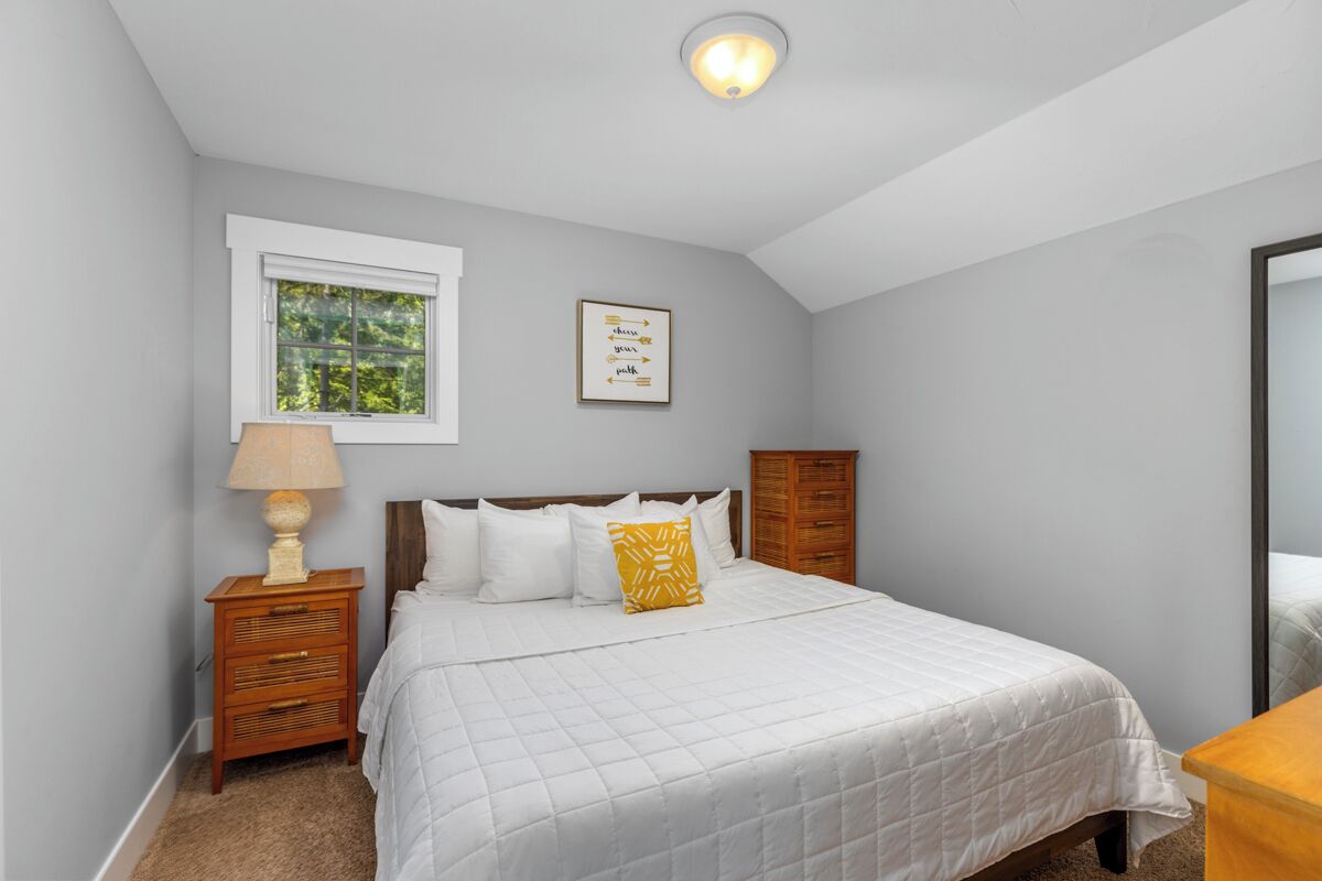 5 soveværelser, strygejern/strygebræt, internetforbindelse, sengetøj