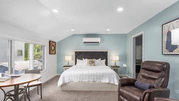 1 bedroom, iron/ironing board, internet, bed sheets