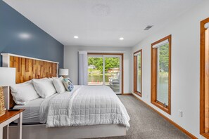 3 habitaciones, tabla de planchar con plancha, wifi y ropa de cama 