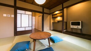 Interior - Sen Gojo Ikkanmachi (Kyoto)