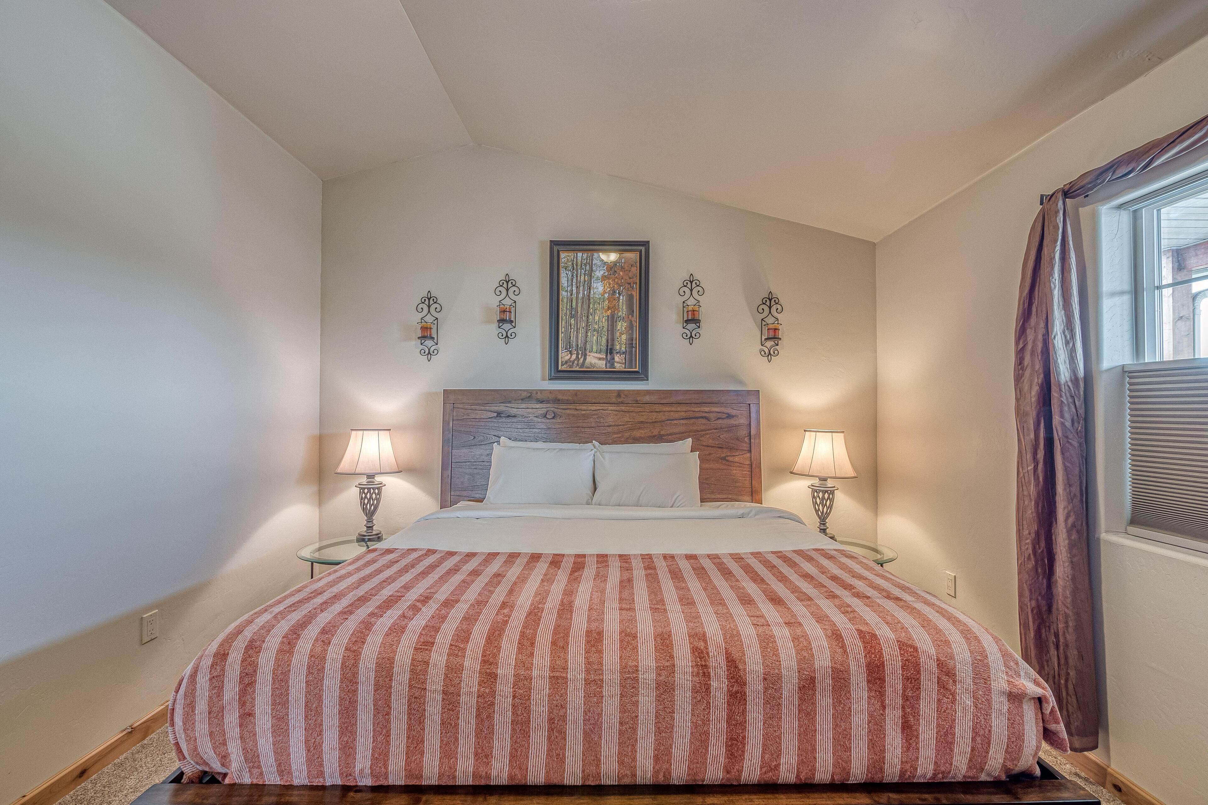 Getaway Loft - Warm, Comfy & Certified Dander Free