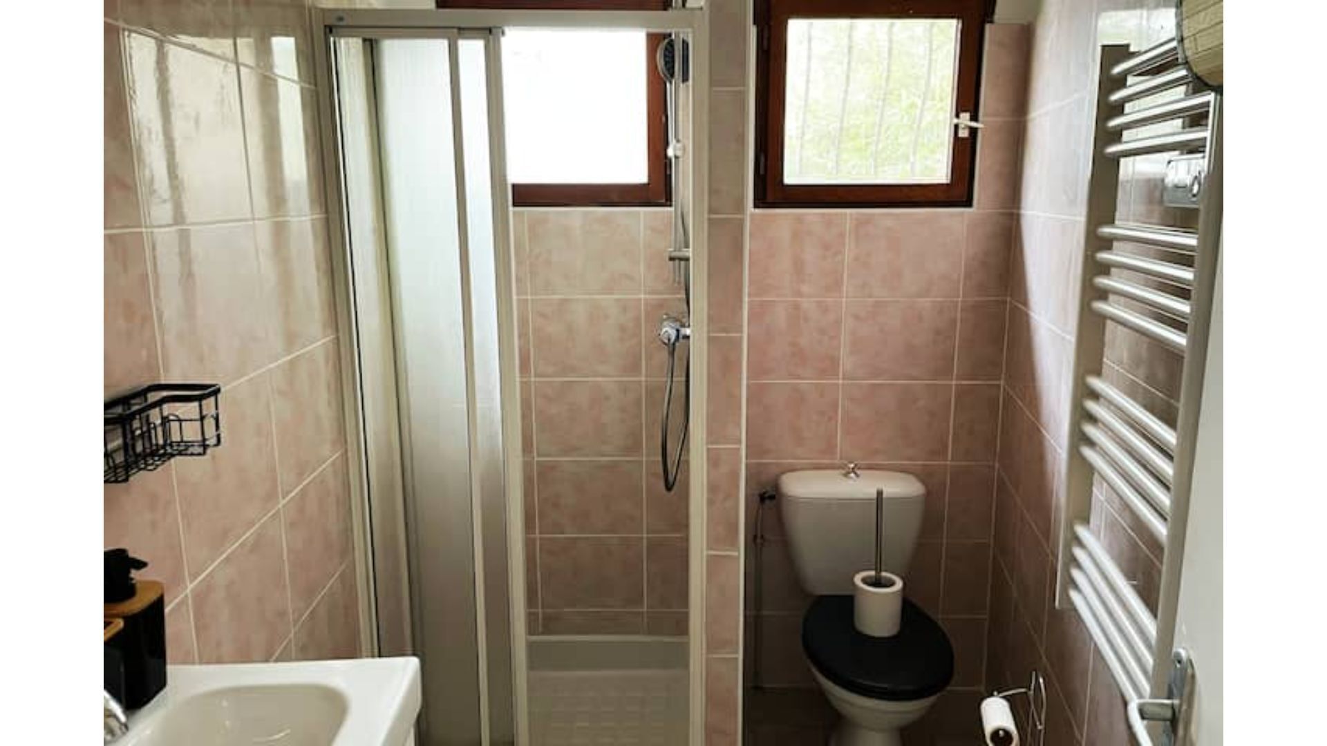 two-room house with all comfort, non-smoking