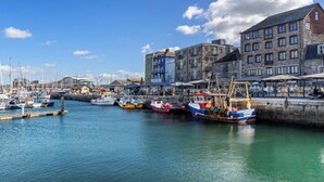 House (2 Bedrooms) | Interior - Luxury 2 bed Apartment Mount Wise Plymouth Parking (Plymouth)