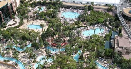 ! Awesome STRIP View Penthouse w/ MGM resort access • No Resort Fees!
