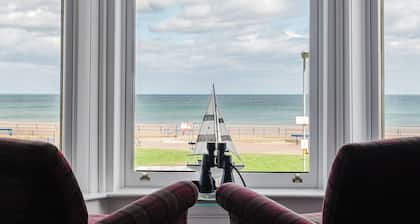 Roxburgh Seafront Guest Accommodation