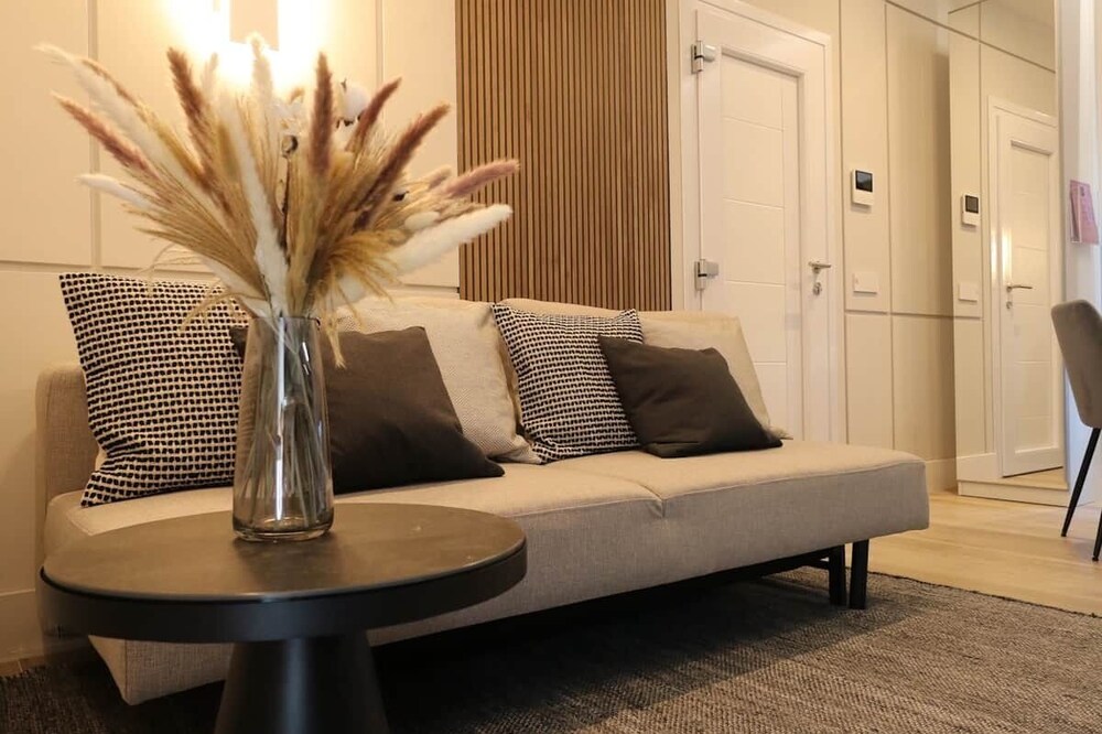 Charming retreat-for 4-Old Center- Suite Garibaldi