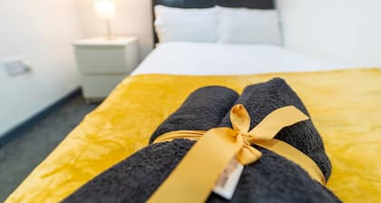 100 Dale Road Studios in Guest House