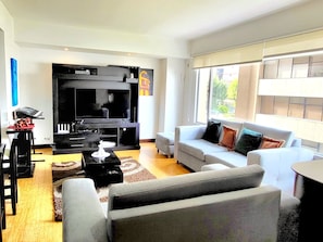 Smart TV, video games, stereo