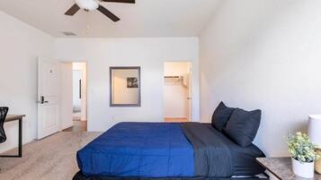 3 chambres, bureau, fer et planche Ă repasser, Wi-Fi gratuit