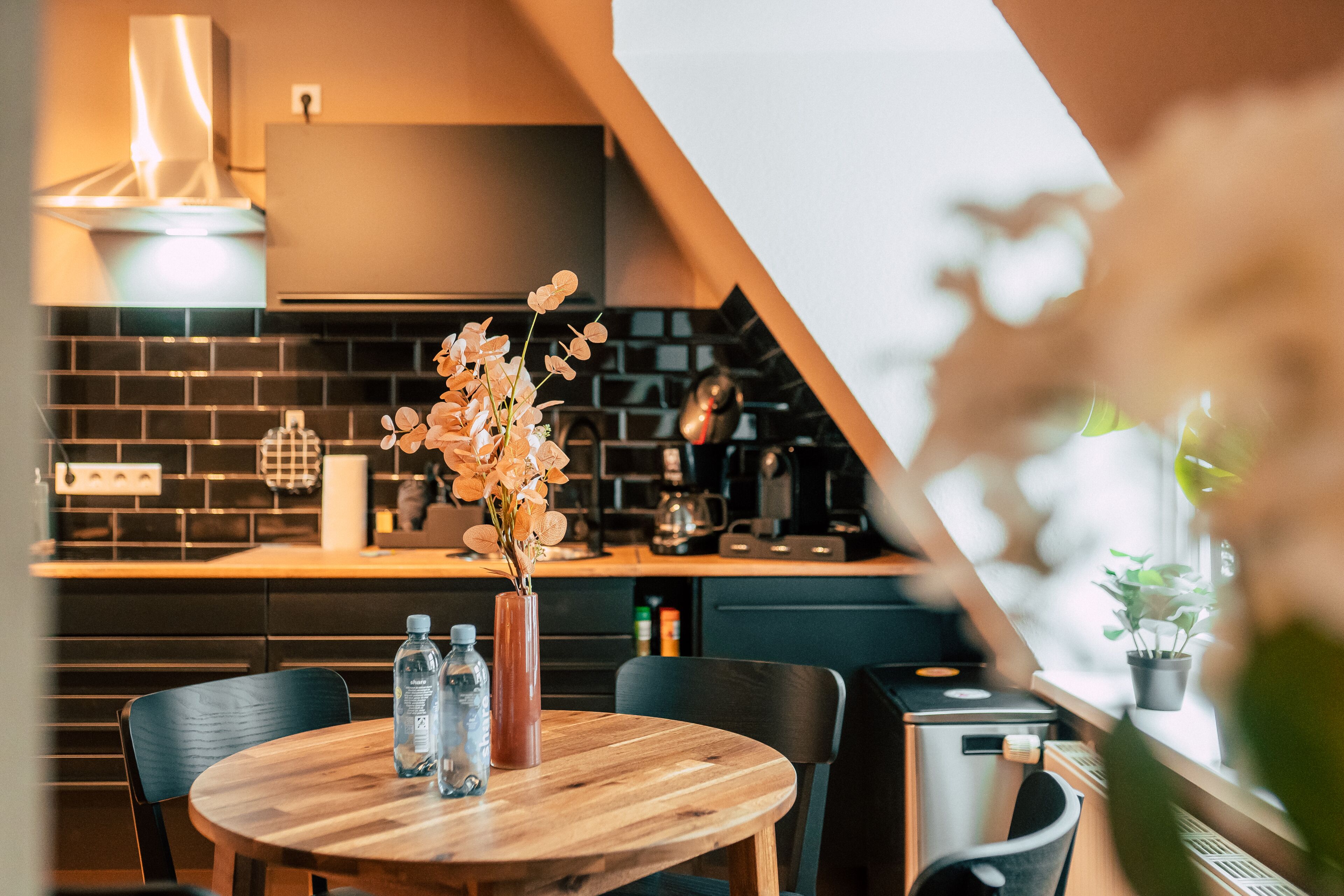 *City* Studio with Kitchen | Private kitchen | Full-size fridge, microwave, oven, stovetop