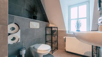 *City* Studio with Kitchen | Salle de bain