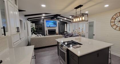 Stunning and Completely Remodeled Ranch Home! Walk to Downtown & Marina!