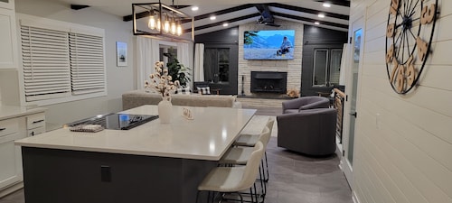 Stunning and Completely Remodeled Ranch Home! Walk to Downtown & Marina!