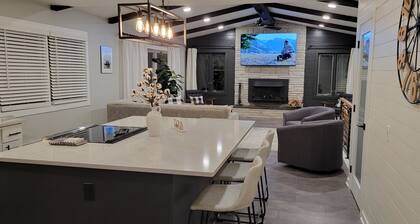 Stunning and Completely Remodeled Ranch Home! Walk to Downtown & Marina!