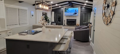 Stunning and Completely Remodeled Ranch Home! Walk to Downtown & Marina!