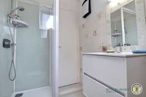 Shower, hair dryer