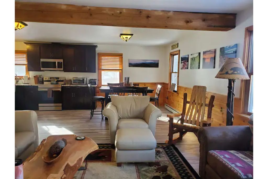 New Listing!- Secluded in Lake Placid NY- The Hundred Mile Cabin