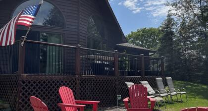 3BR Waterfront Home Steps to Downtown Eagle River