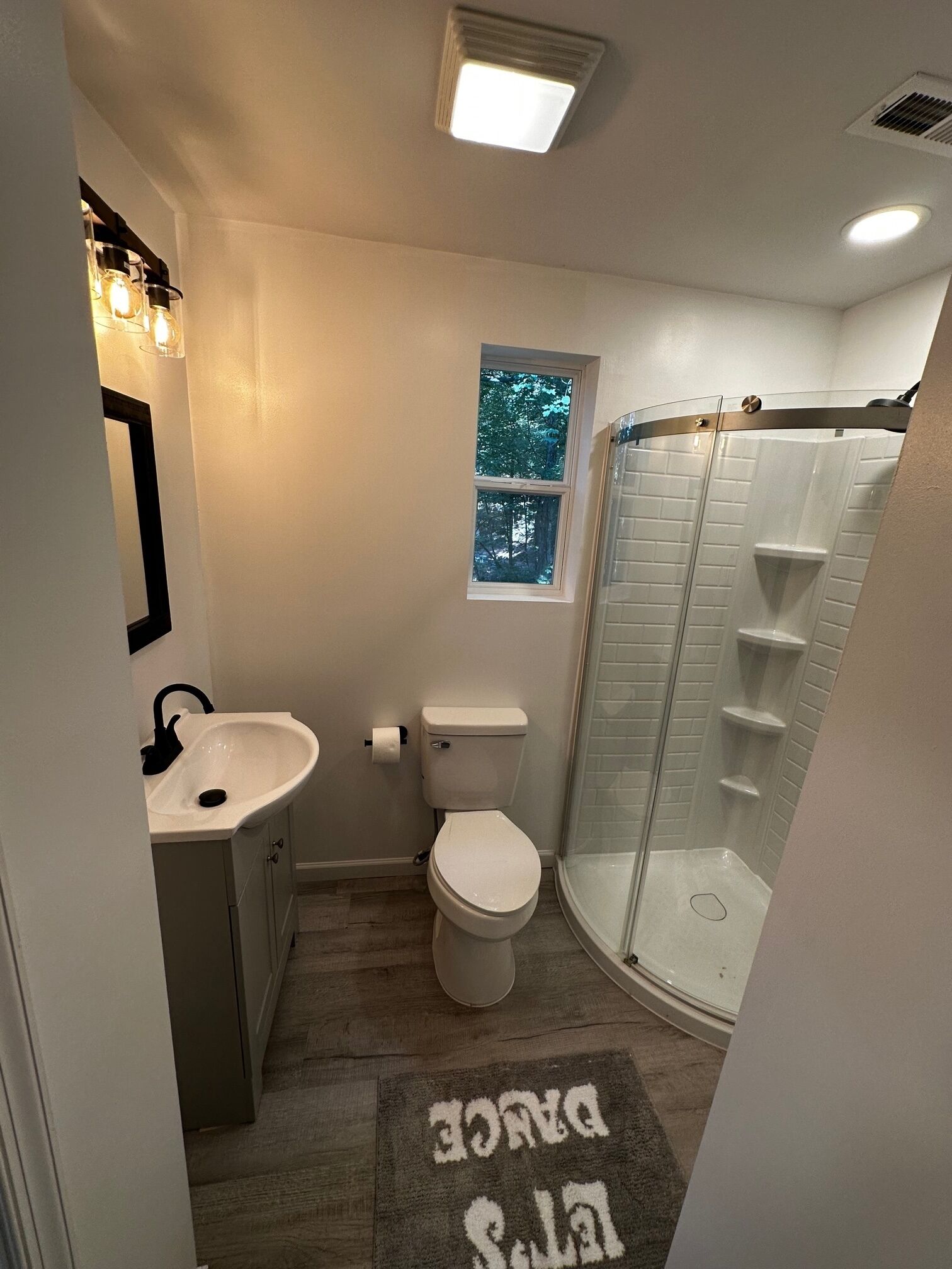 Creekside Home w/ Private Yard and Creek Access w/ Running Water Sounds