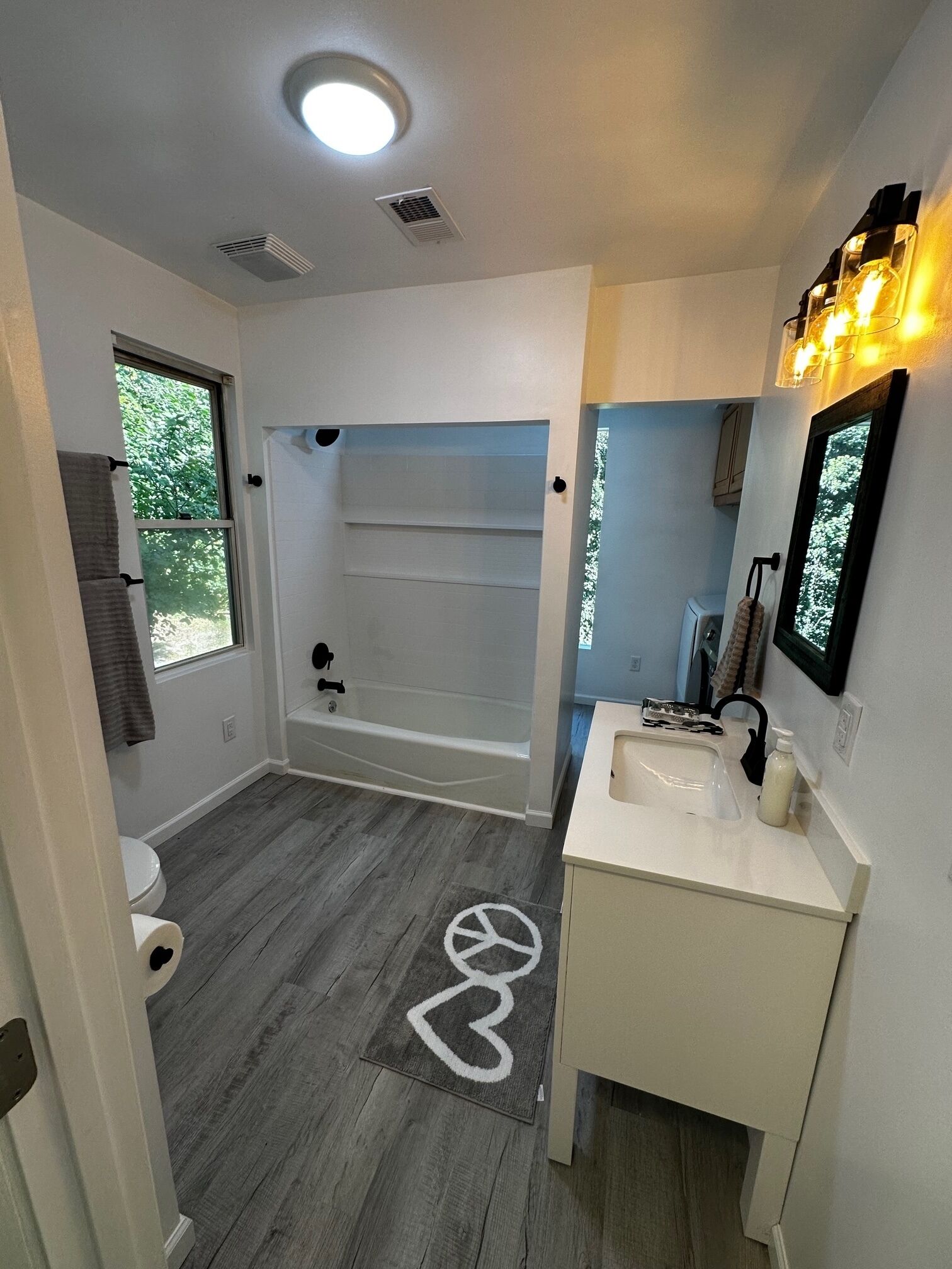 Creekside Home w/ Private Yard and Creek Access w/ Running Water Sounds