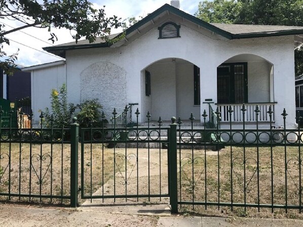 Exterior - EaglesNest King Williams Downtown Pearl &Riverwalk Studio (San Antonio)