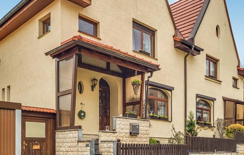 Awesome home in Jena with WiFi